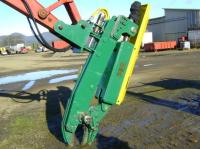 Gater Grapples Metal Shear